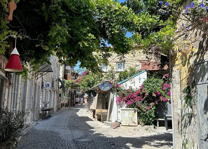 Lui Alaçatı Çeşme