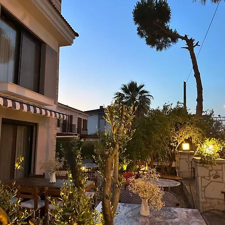 Lui Alacati Hotel Çeşme